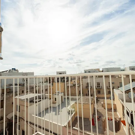 דירה Brand New 1br In Malta *