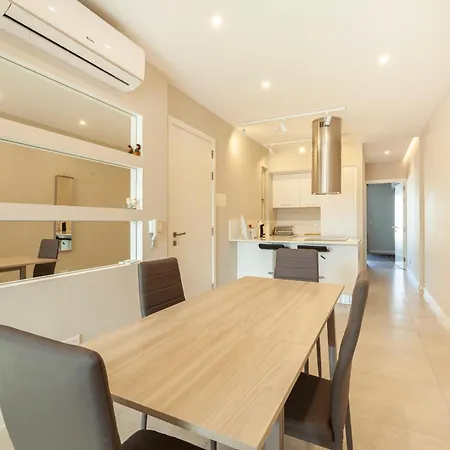 דירה Brand New 1br In Malta *