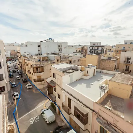 Brand New 1br In Malta Apartment *